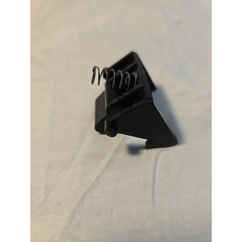 Genuine Dyson DC07, DC14 Forward Lock & Spring Part # 901223-03, 900199-89‎